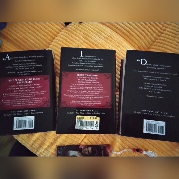 First Edition Twilight Saga Book Set *MISSING NEW MOON* - Picture 3 of 9